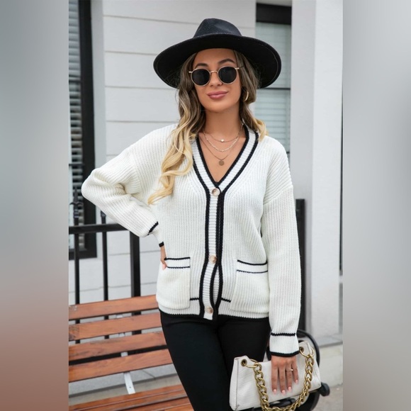 Waffle Knit V-Neck Cardigan with Pocket - Picture 10 of 12